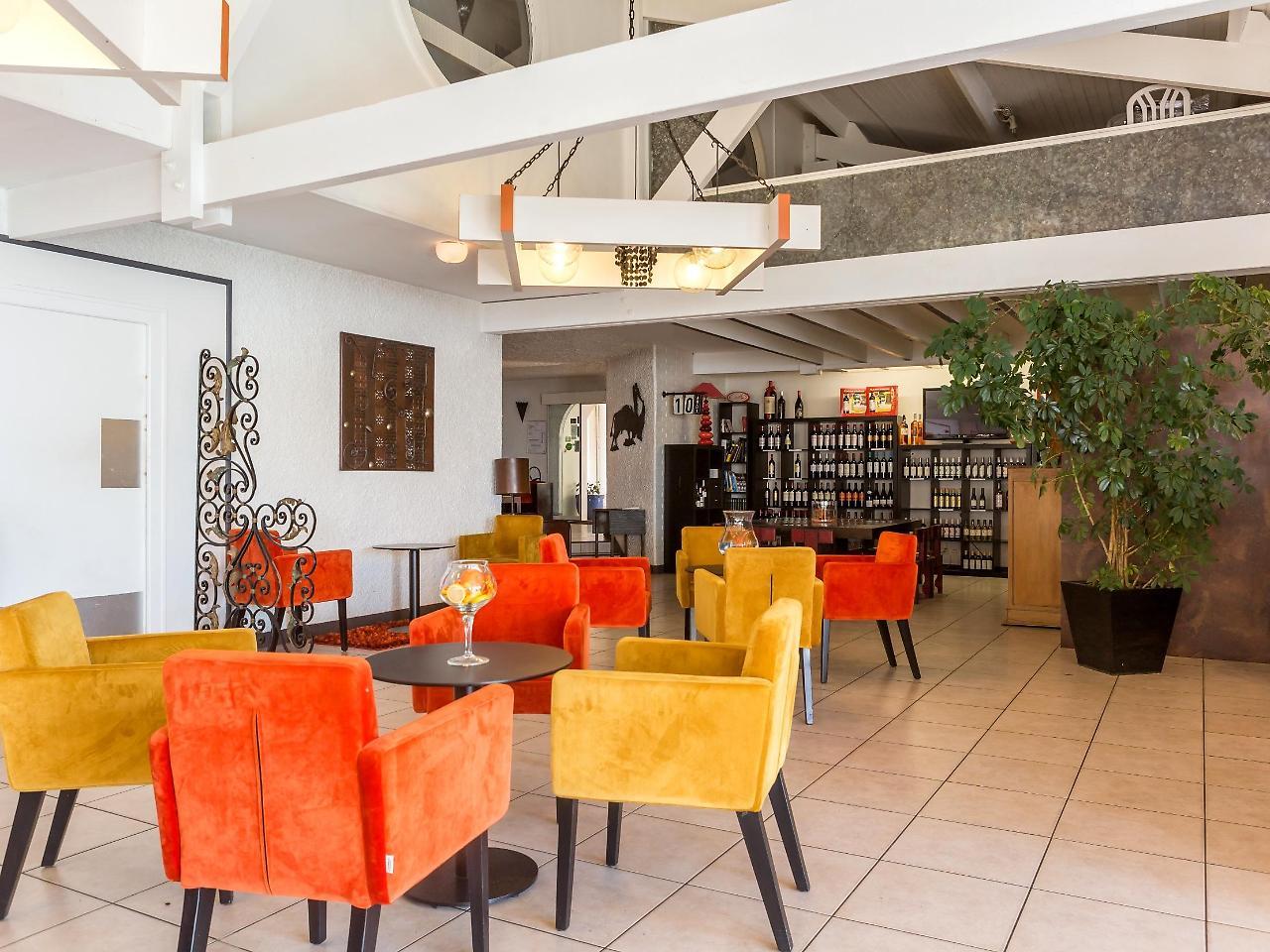 Logis Hotel Restaurant La Citadelle Blaye Exterior photo