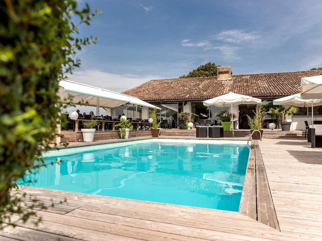 Logis Hotel Restaurant La Citadelle Blaye Exterior photo