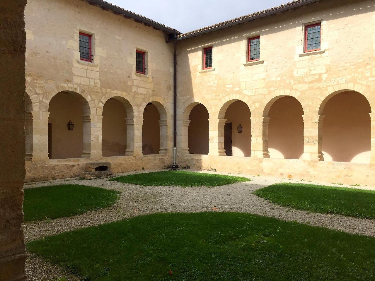 Logis Hotel Restaurant La Citadelle Blaye Exterior photo